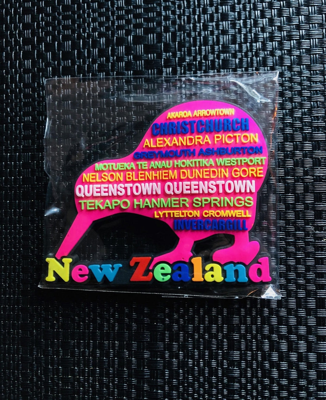 new zealand pink kiwi south island places of interest - nz fridge magnet souvenir | marketzone christchurch
