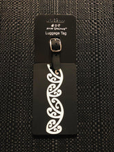 Load image into Gallery viewer, maori design - nz souvenir luggage tags | marketzone christchurch

